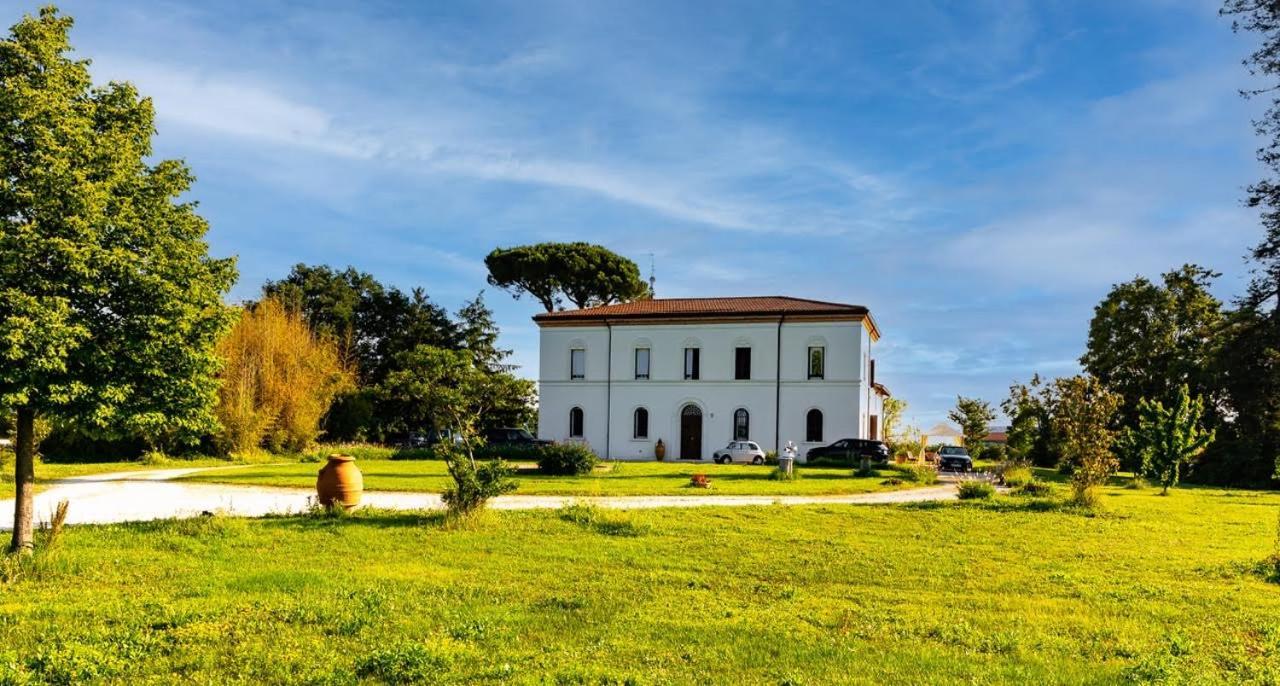 فينْتْسا Villa Archi المظهر الخارجي الصورة