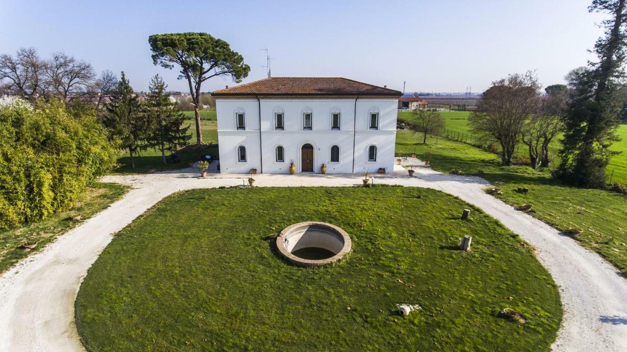 فينْتْسا Villa Archi المظهر الخارجي الصورة